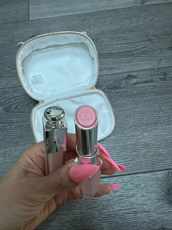 NIB - Dior Metallic Gold Woven Cosmetic Case set with lip products - Picture 6 of 10